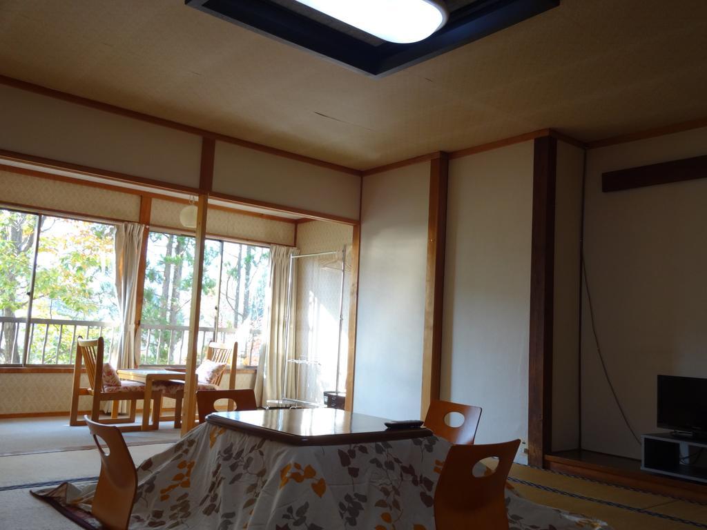 Oomukou Ryokan Hakuba Exteriör bild