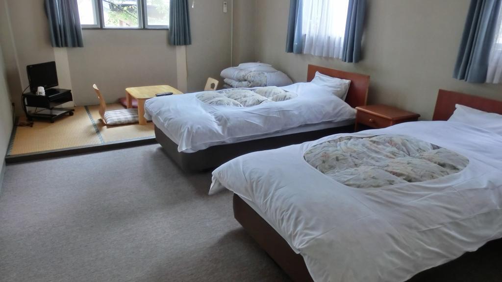Oomukou Ryokan Hakuba Exteriör bild